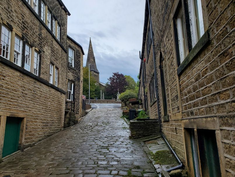 Golcar street