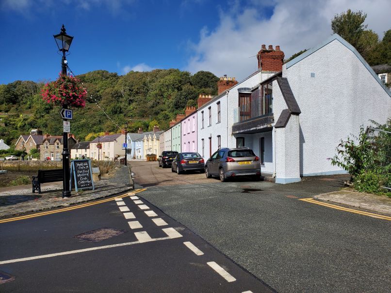 Lower Fishguard houses