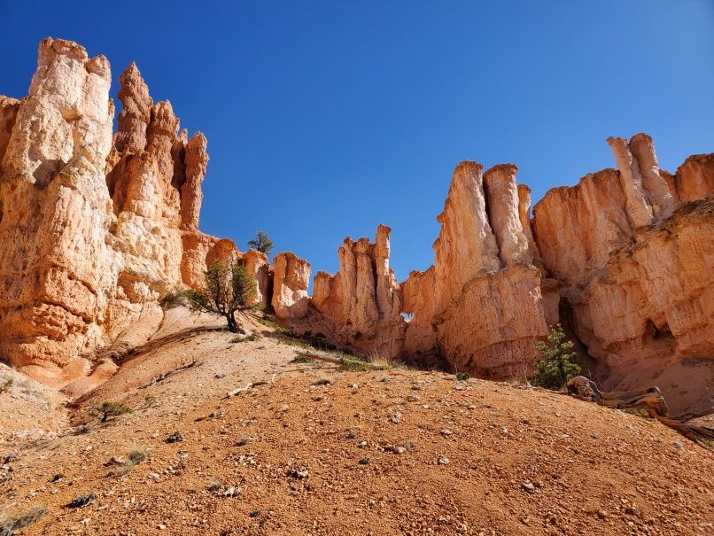 Hoodoos and Peephole