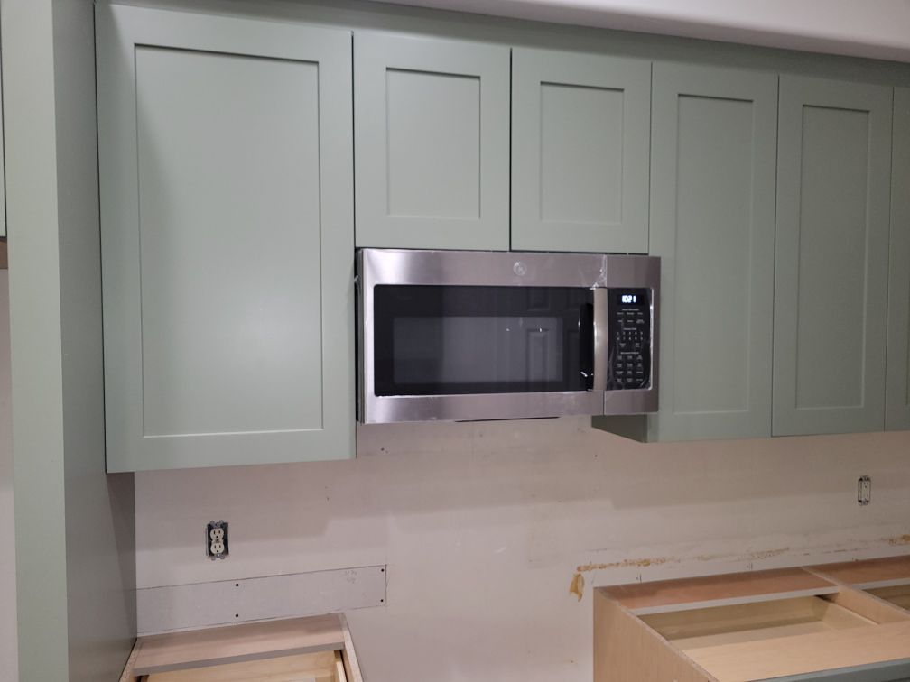 Microwave installed in Kitchen