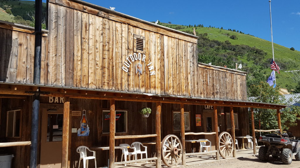 IBT-E-054-0616-Outdoor-Inn-Jarbidge-1